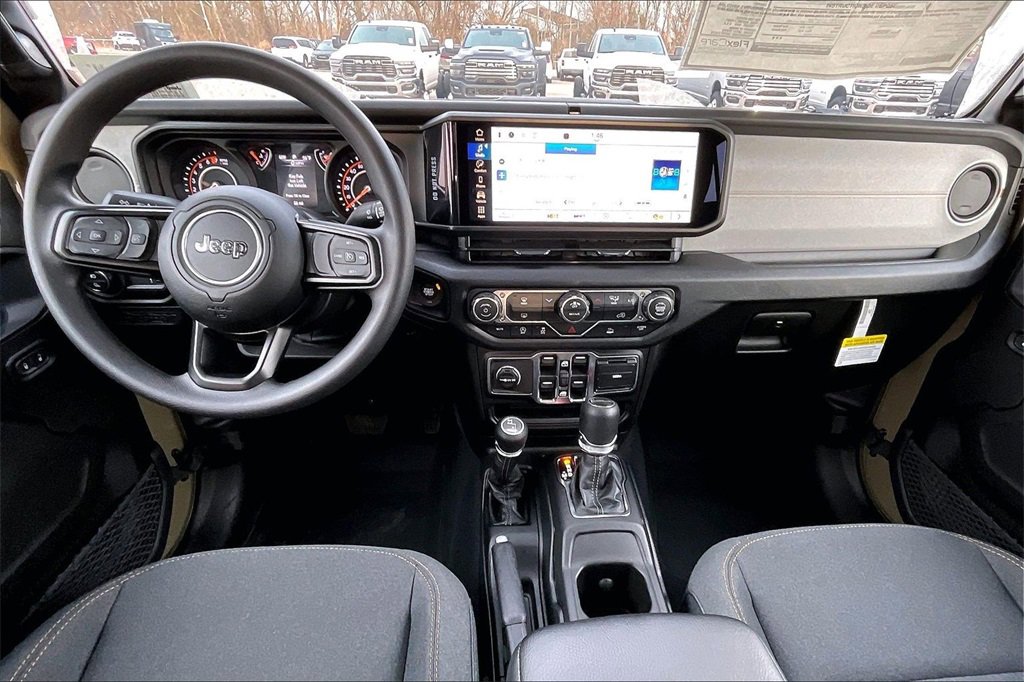 New 2026 Jeep Gladiator Sport image 5