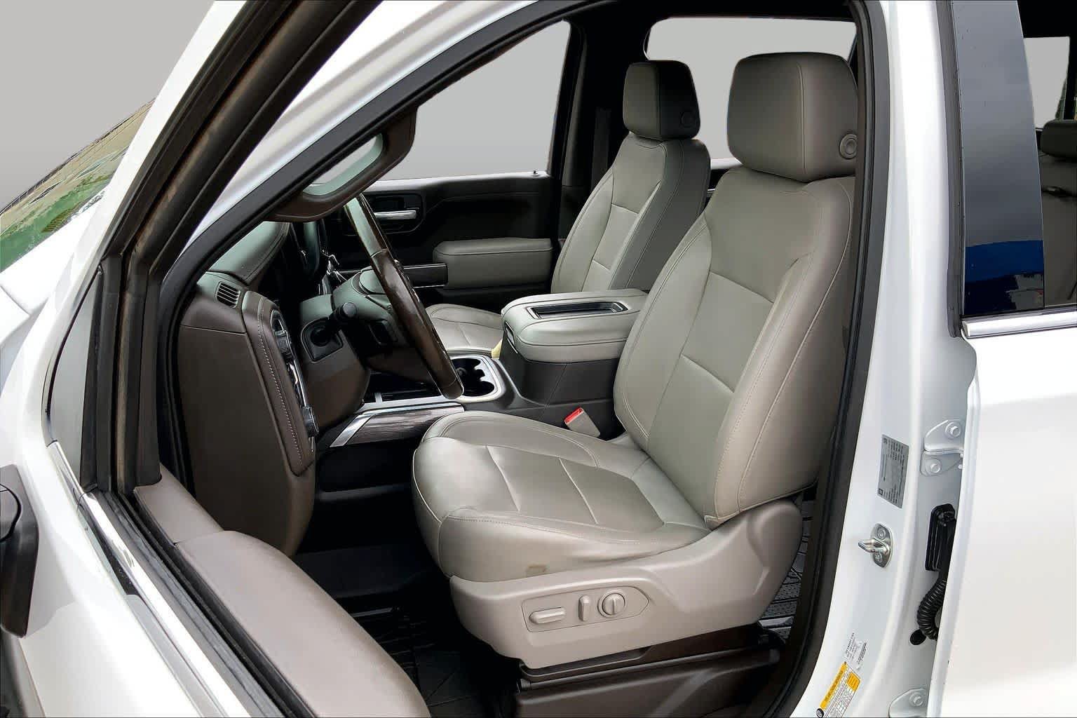 Used 2019 Chevrolet Silverado 1500 LTZ AWD/4WD image 8