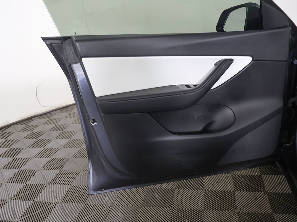 Used 2020 Tesla Model Y Performance AWD/4WD image 25