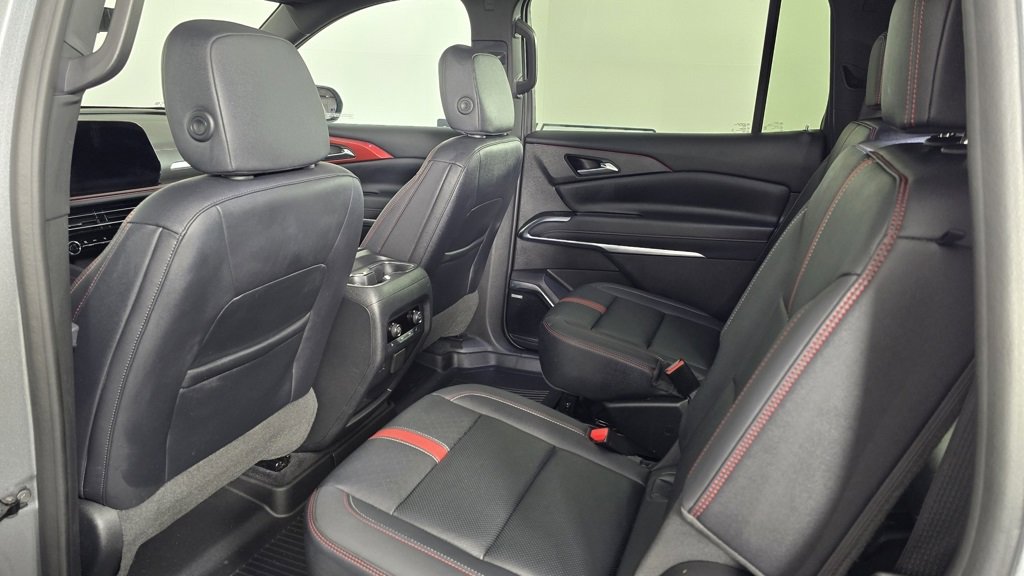Used 2024 Chevrolet Traverse RS w/ LPO, Floor Liner Package image 11