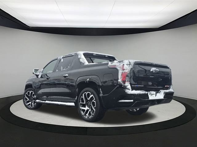 Used 2024 Chevrolet Silverado EV RST image 5