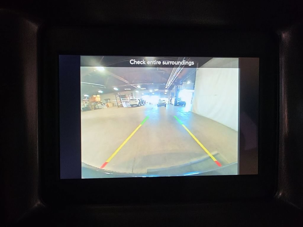 Used 2020 Dodge Charger SXT RWD image 22