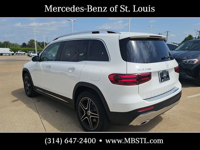New 2026 Mercedes-Benz GLB 250 4MATIC image 4