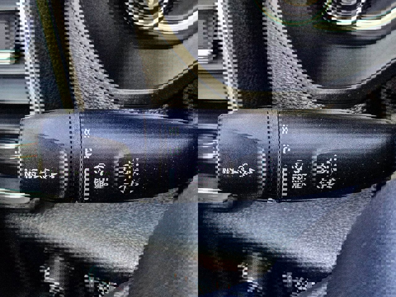 Used 2020 RAM 1500 Laramie image 23