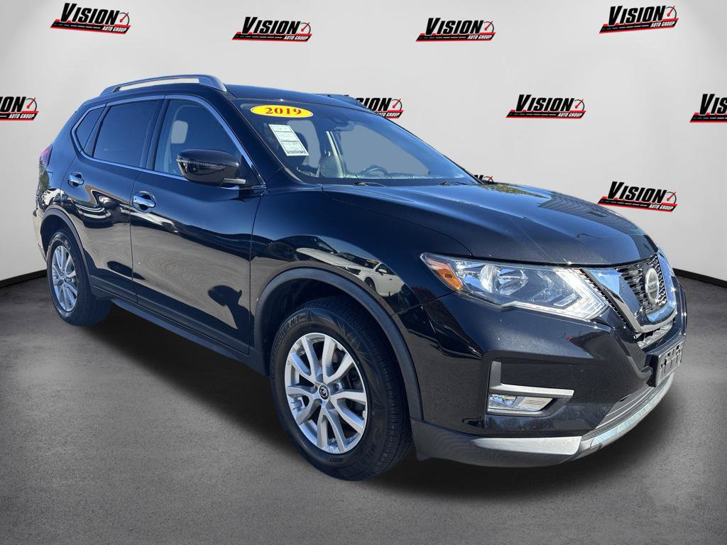 Used 2019 Nissan Rogue SV AWD/4WD image 3