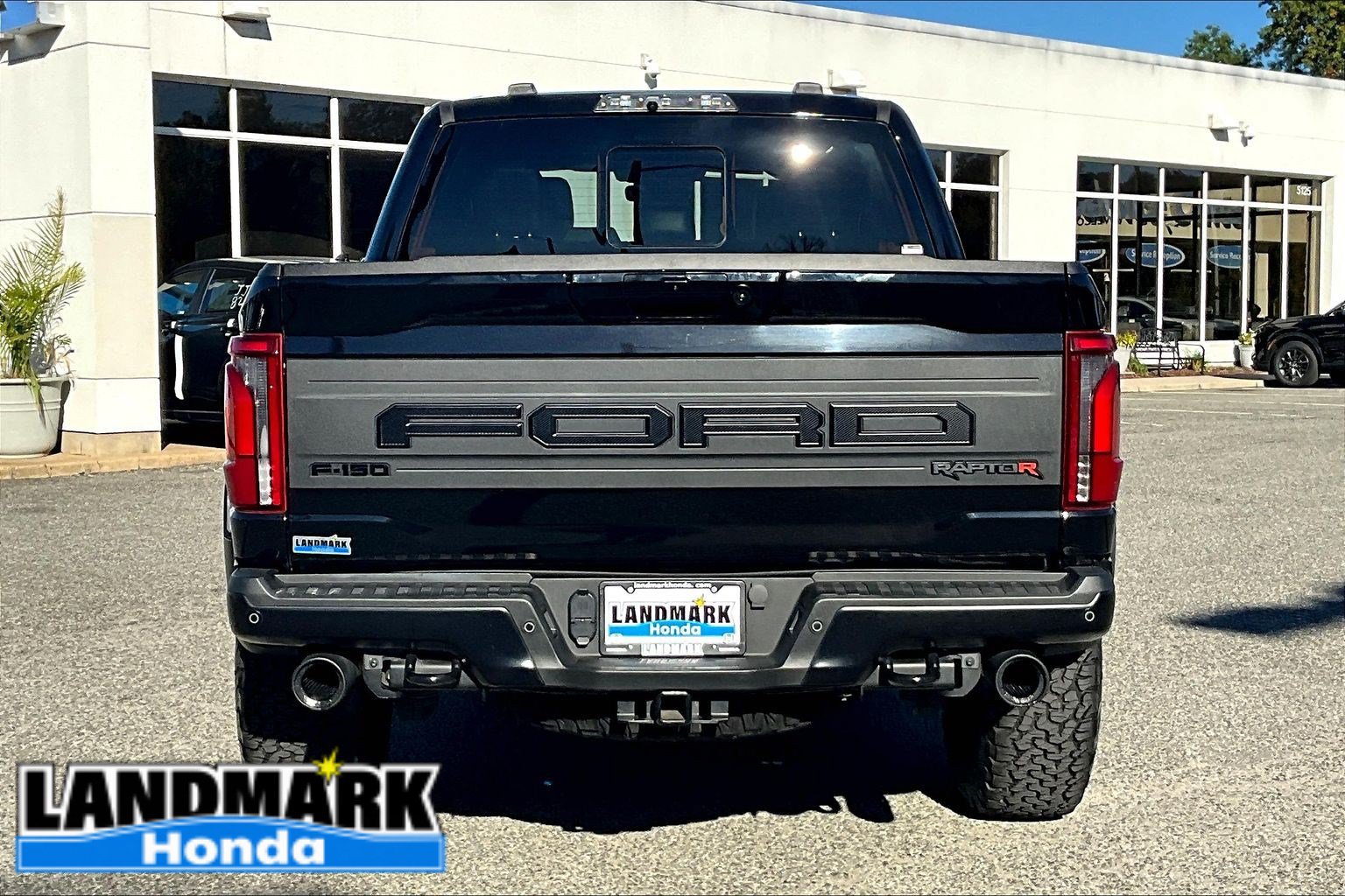 Used 2024 Ford F150 Raptor w/ Equipment Group 803A Raptor R AWD/4WD image 4