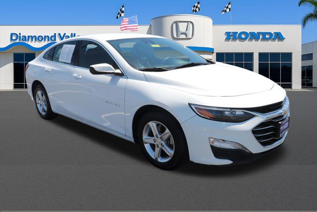 Used 2023 Chevrolet Malibu LT w/ Driver Confidence Package FWD image 1