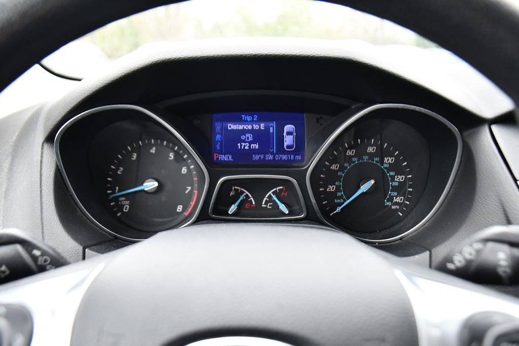Used 2013 Ford Focus SE FWD image 25