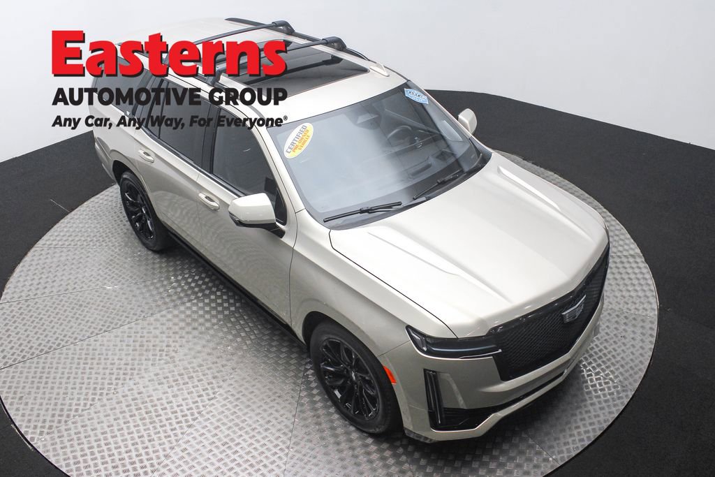 Used 2024 Cadillac Escalade Sport Platinum w/ LPO, ONYX Package image 3