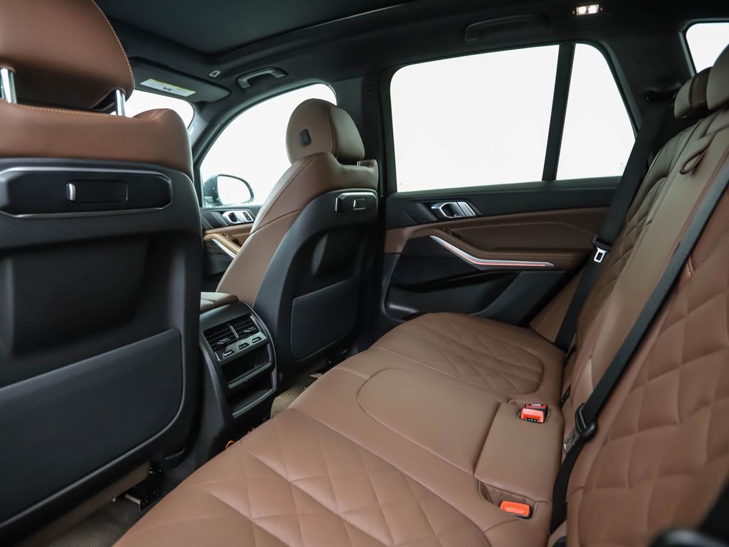 Certified 2024 BMW X5 xDrive40i w/ Parking Assistance Package image 19