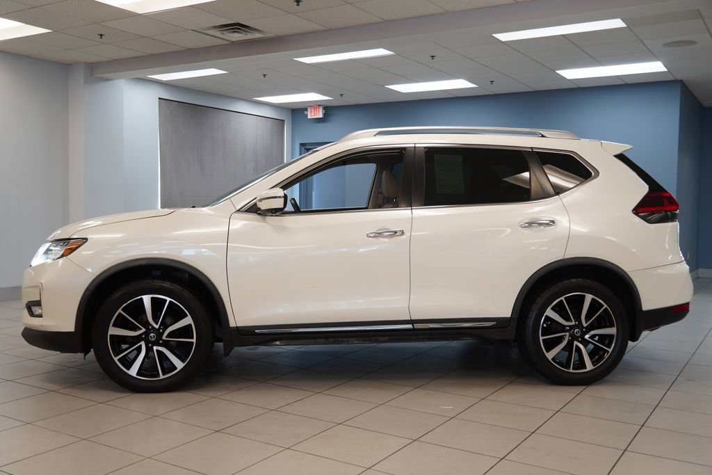 Used 2018 Nissan Rogue SL w/ Premium Package AWD/4WD image 2