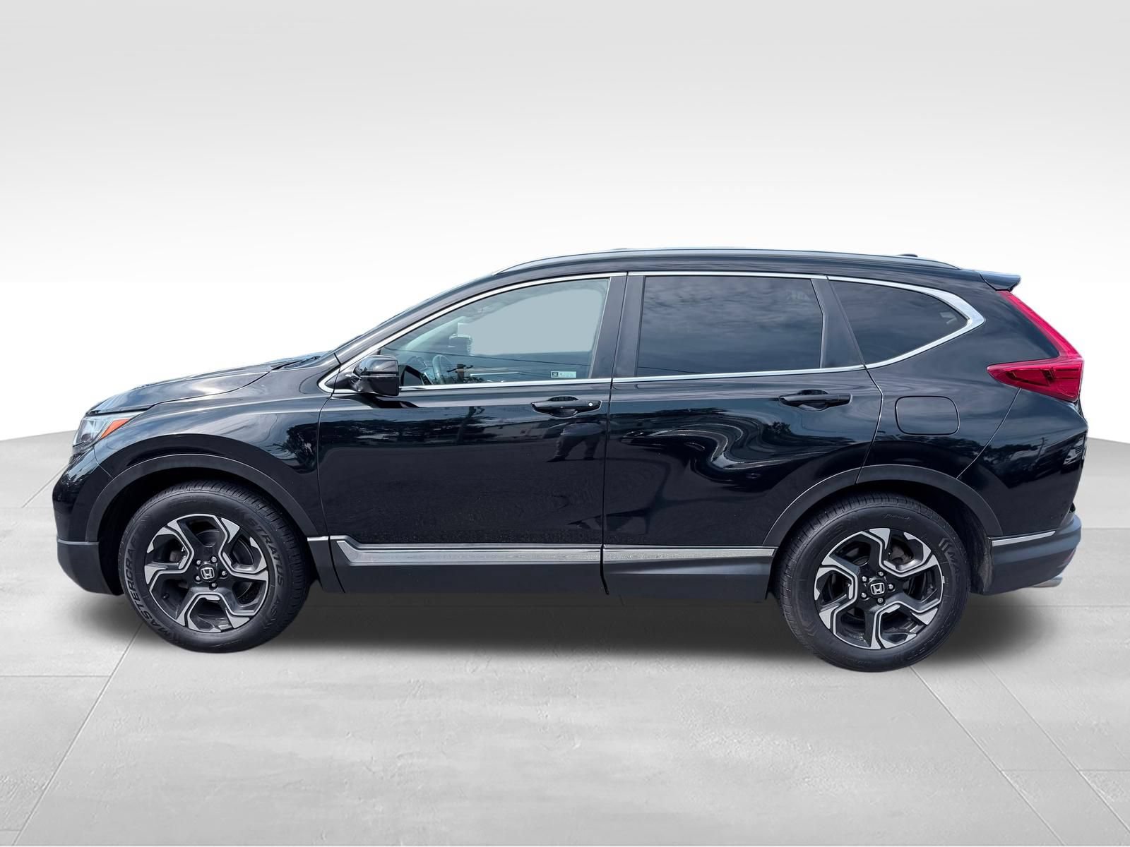 Used 2018 Honda CR-V Touring image 8