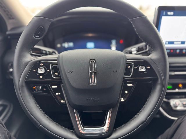 Used 2024 Lincoln Corsair Premiere w/ Equipment Group 101A image 9