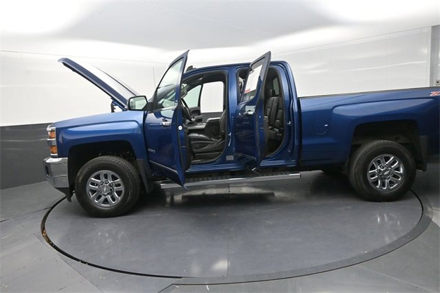 Used 2016 Chevrolet Silverado 2500 LTZ w/ LTZ Plus Package image 38