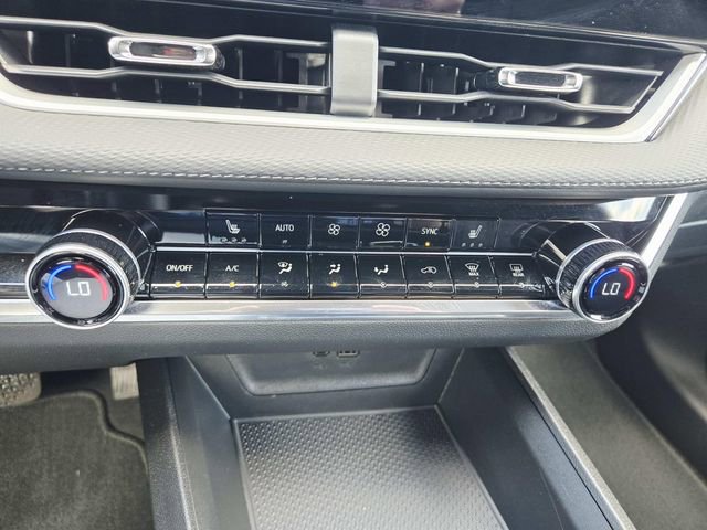 Certified 2025 Chevrolet Equinox LT w/ Convenience Package II FWD image 22
