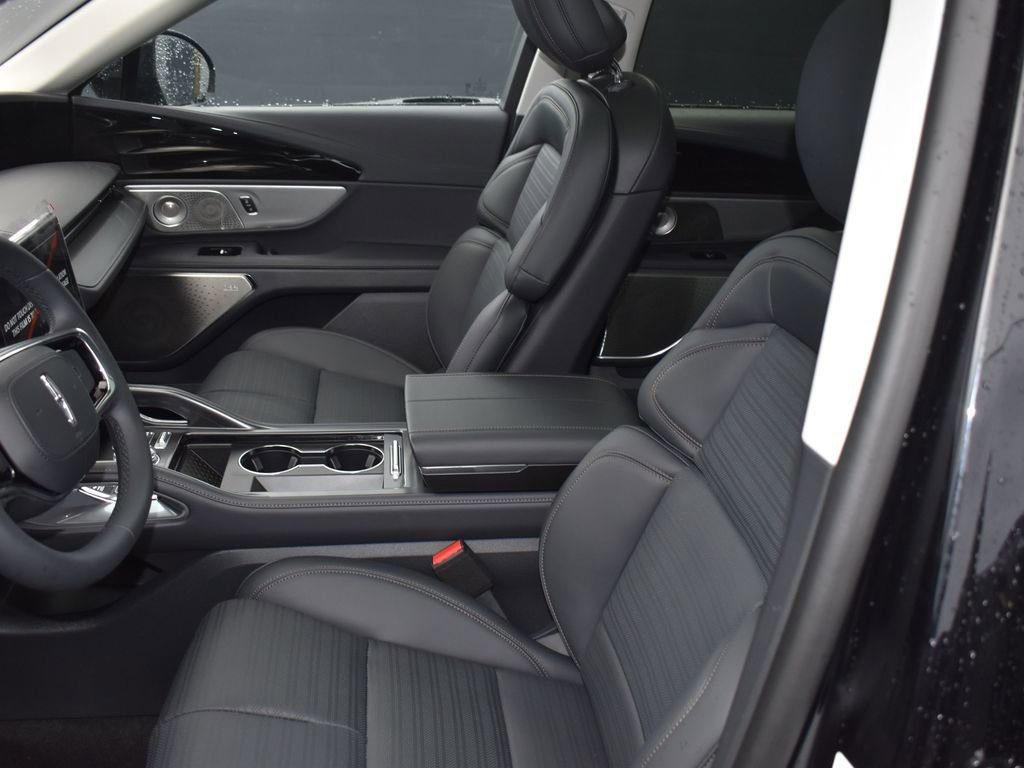 New 2026 Lincoln Nautilus Reserve AWD/4WD image 10