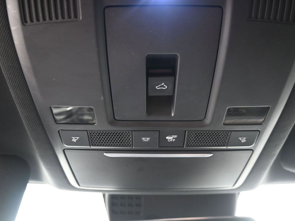 Used 2023 MAZDA CX-5 Signature image 13