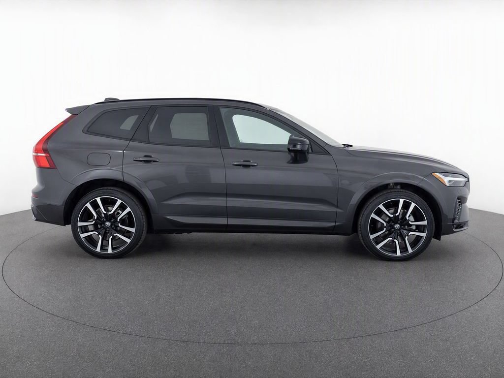 Certified 2024 Volvo XC60 B5 Ultimate w/ Protection Package Premier AWD/4WD image 8