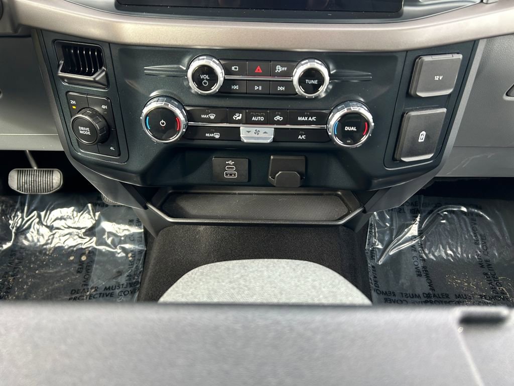 Used 2025 Ford F150 XLT w/ Equipment Group 301A Standard image 12