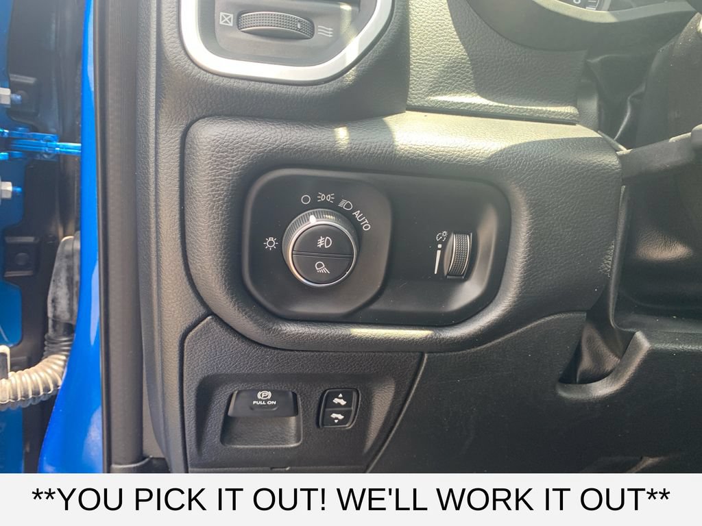 Used 2022 RAM 1500 Big Horn AWD/4WD image 13