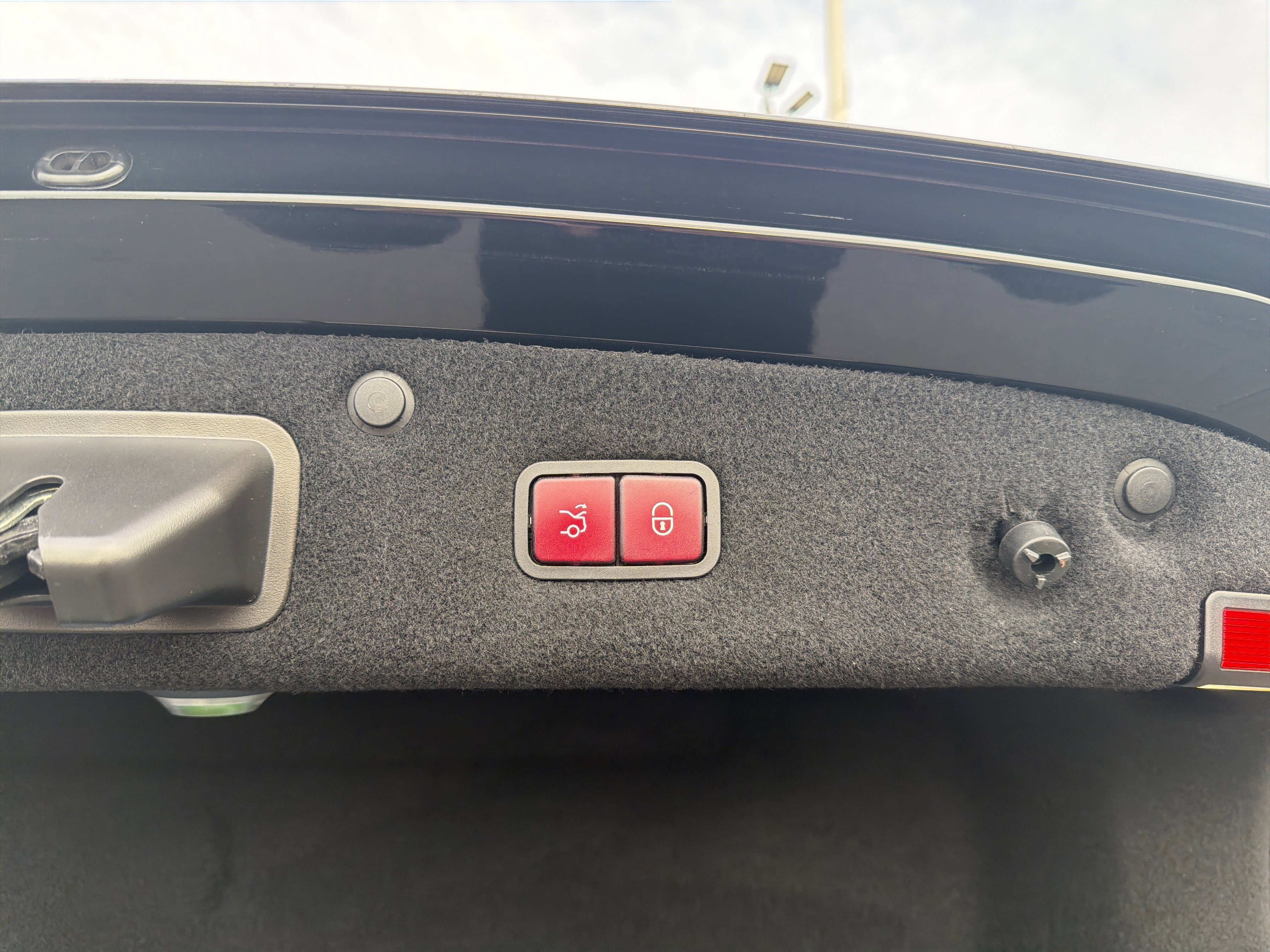 Used 2020 Mercedes-Benz S 560 4MATIC Coupe image 31