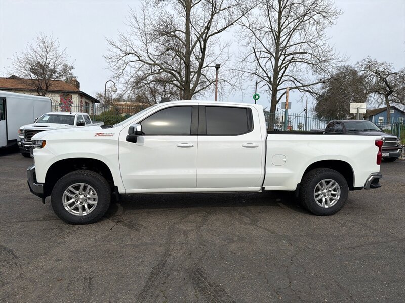 Used 2022 Chevrolet Silverado 1500 LT w/ Z71 Off-Road Package AWD/4WD image 14