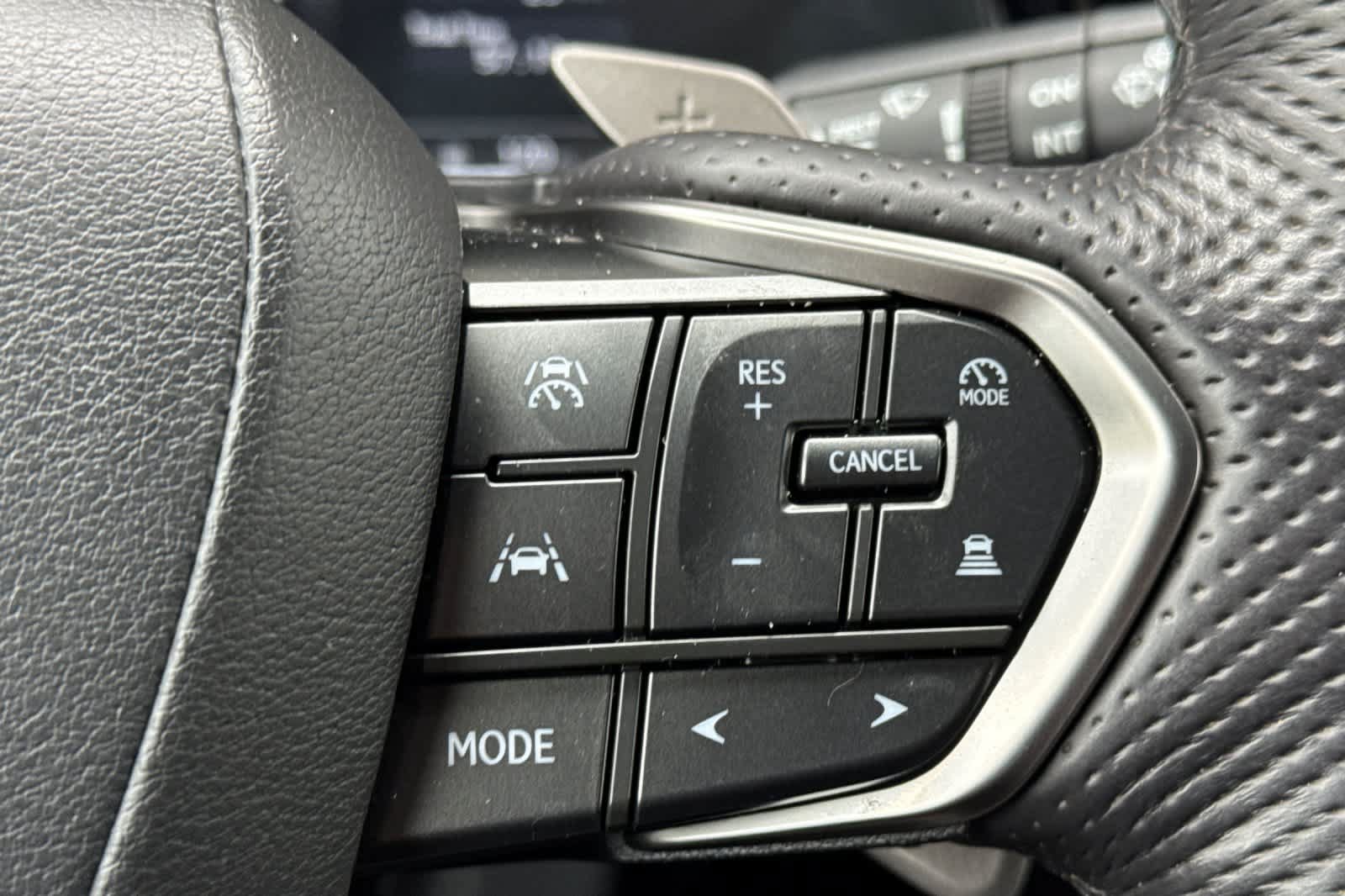 Certified 2025 Lexus TX 500h AWD image 29
