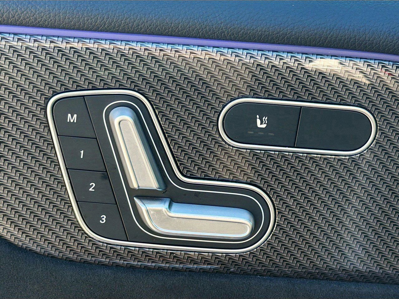 Used 2025 Mercedes-Benz GLB 35 AMG 4MATIC image 25