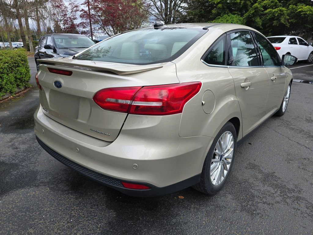 Used 2018 Ford Focus Titanium FWD image 4