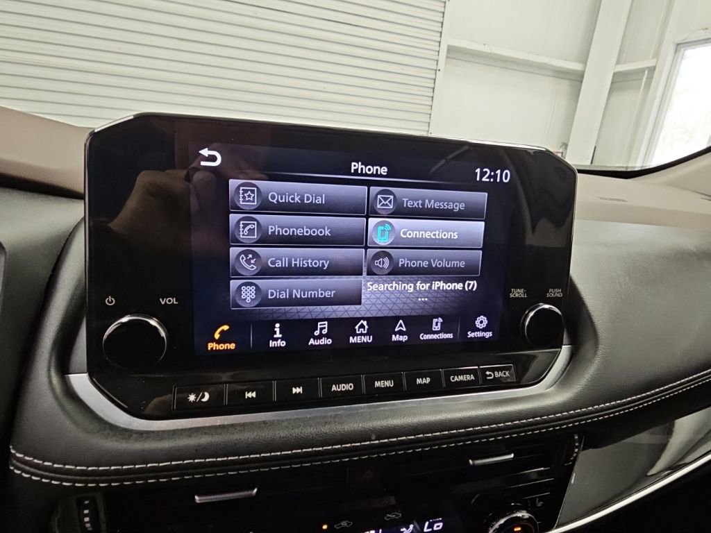 Used 2023 Nissan Rogue SL w/ SL Premium Package FWD image 17