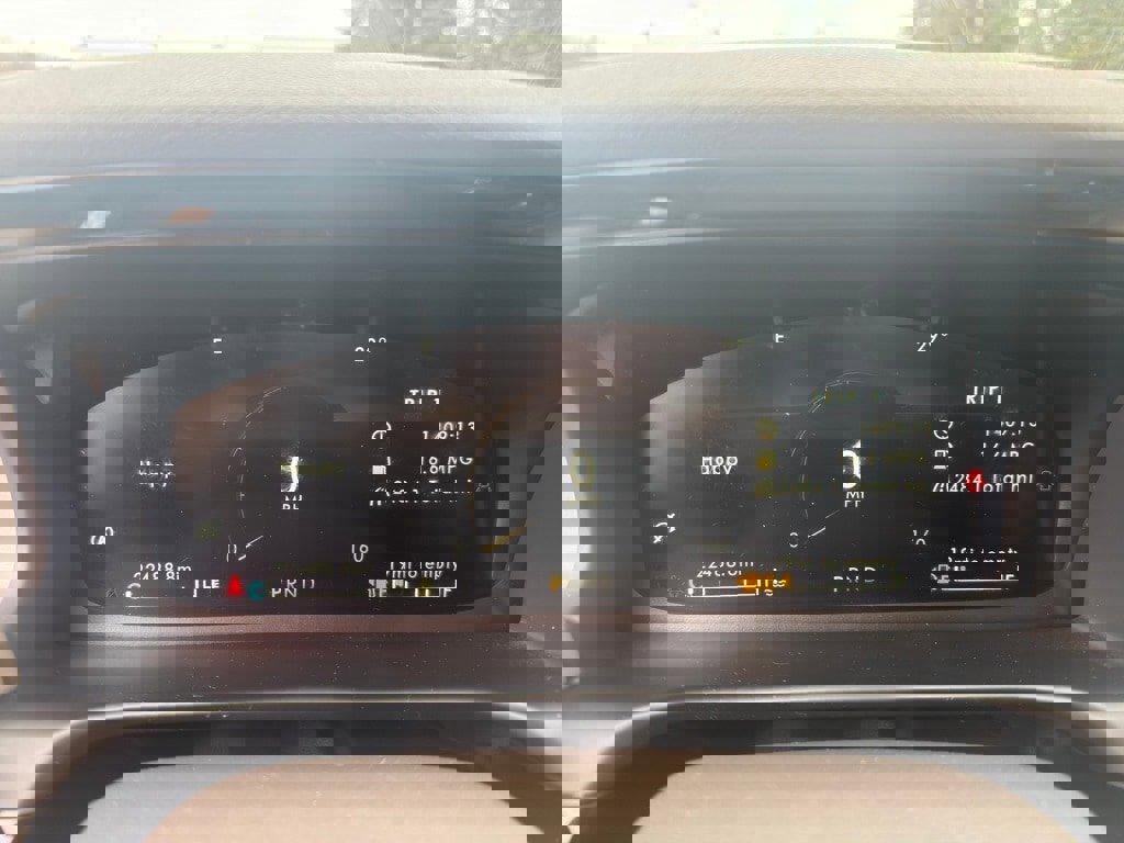 Used 2023 Lincoln Aviator AWD w/ Premium Package image 20