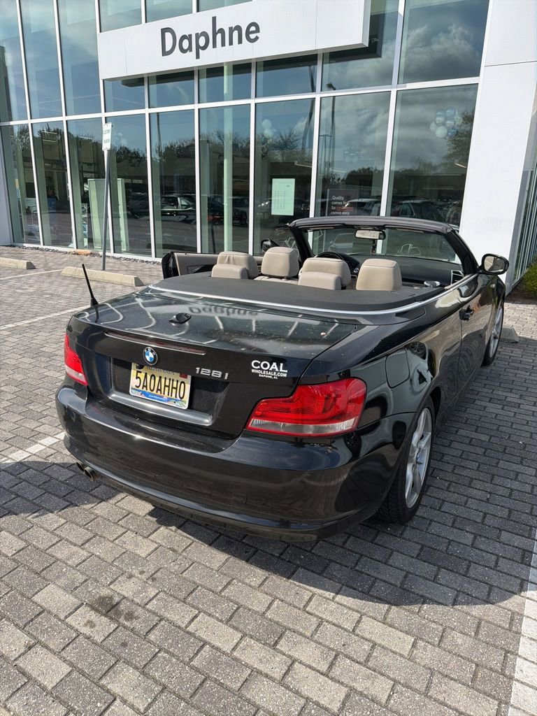 Used 2012 BMW 128i Convertible image 14