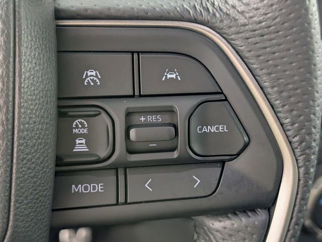 Used 2025 Toyota Tacoma TRD Sport image 15