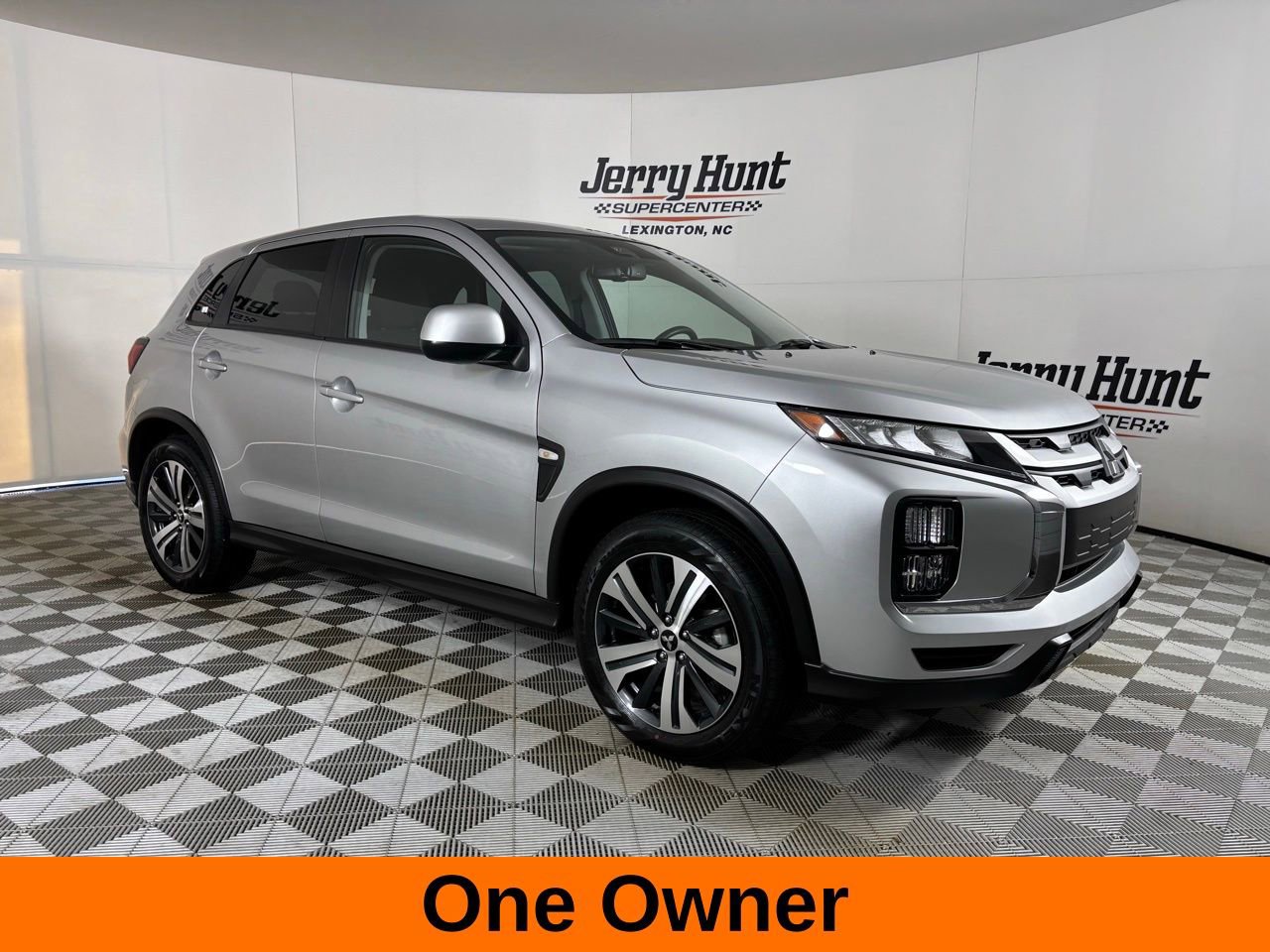 Used 2025 Mitsubishi Outlander Sport AWD image 4