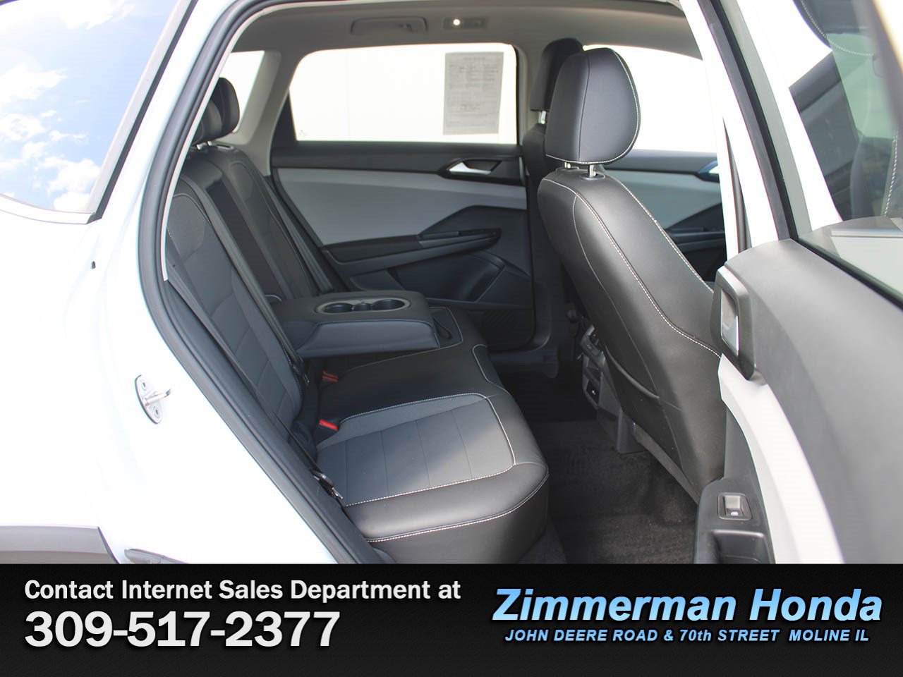 Used 2023 Volkswagen Taos SE AWD/4WD image 8