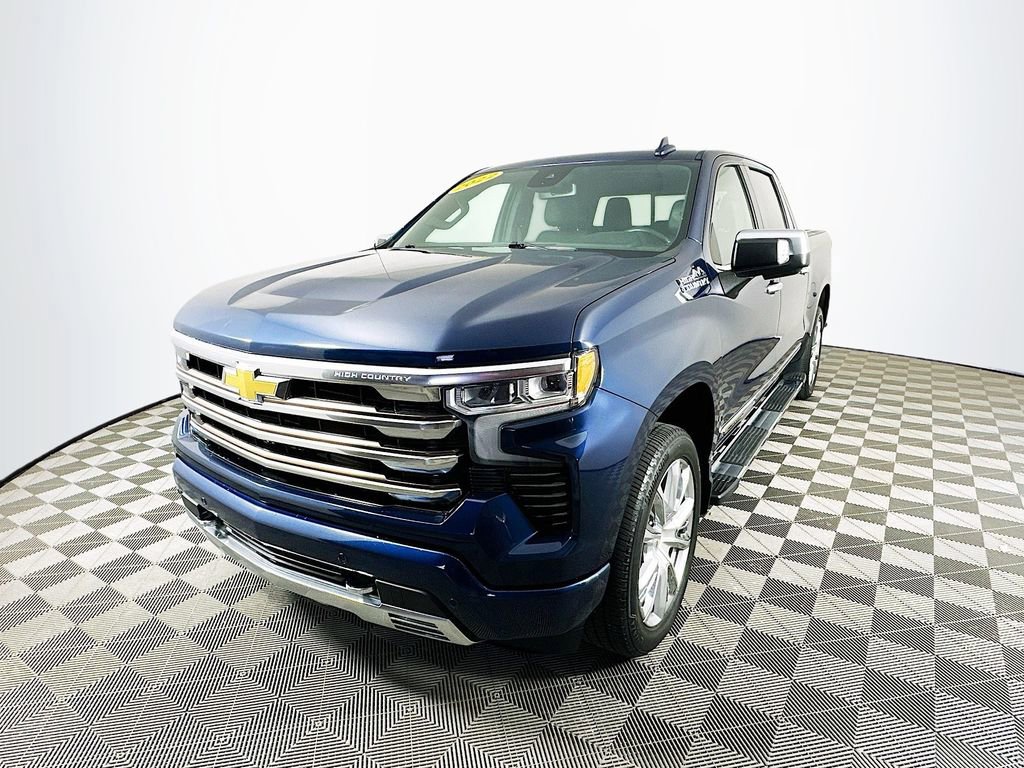 Used 2022 Chevrolet Silverado 1500 High Country w/ High Country Premium Package image 5