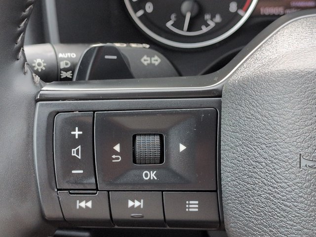 Certified 2026 Nissan Rogue SV FWD image 24