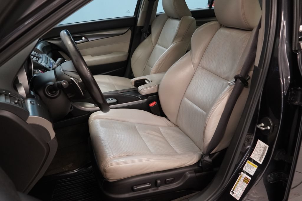 Used 2013 Acura TL SH-AWD image 3