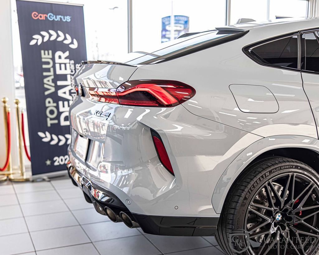 Used 2025 BMW X6 M Competition w/ Executive Package AWD/4WD image 15