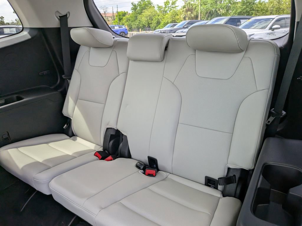 Certified 2023 Kia Telluride EX w/ EX Captain's Chair Package AWD/4WD image 20