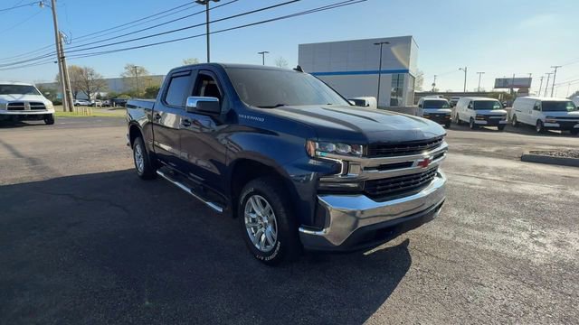 Used 2021 Chevrolet Silverado 1500 LT AWD/4WD image 2
