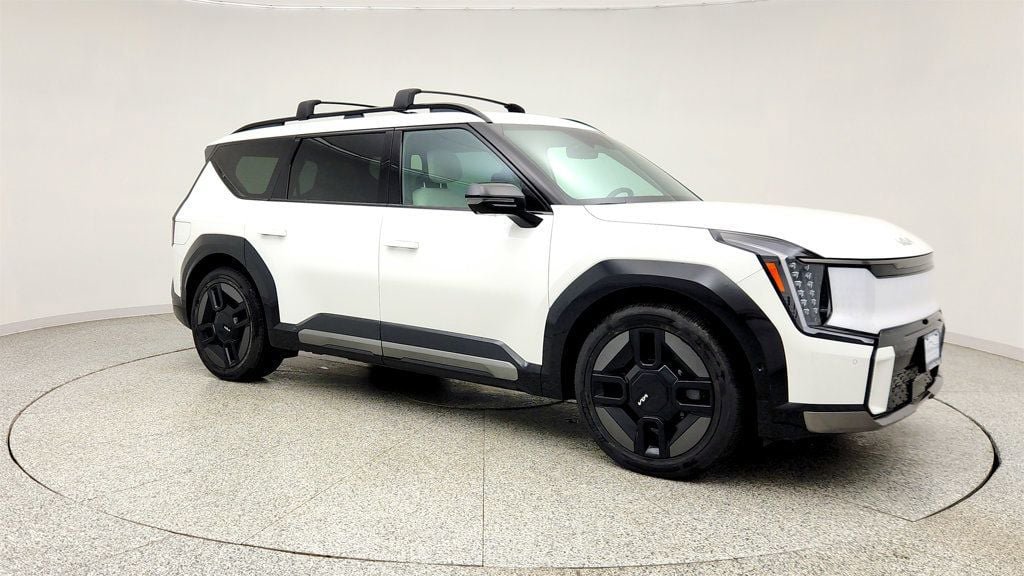 Used 2025 Kia EV9 GT-Line AWD/4WD image 3