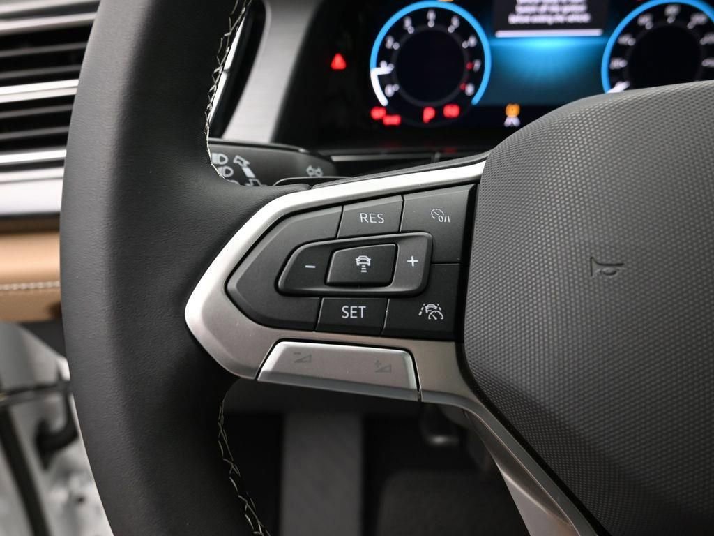 New 2026 Volkswagen Atlas Cross Sport SE image 13