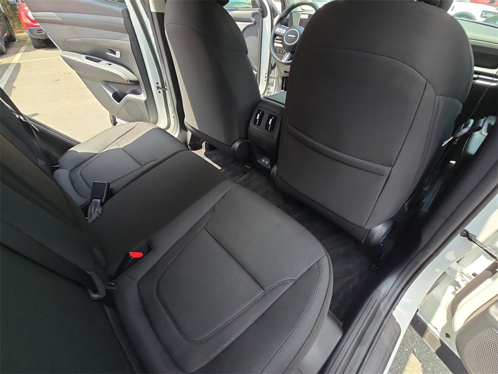 New 2025 Hyundai Tucson SEL image 12