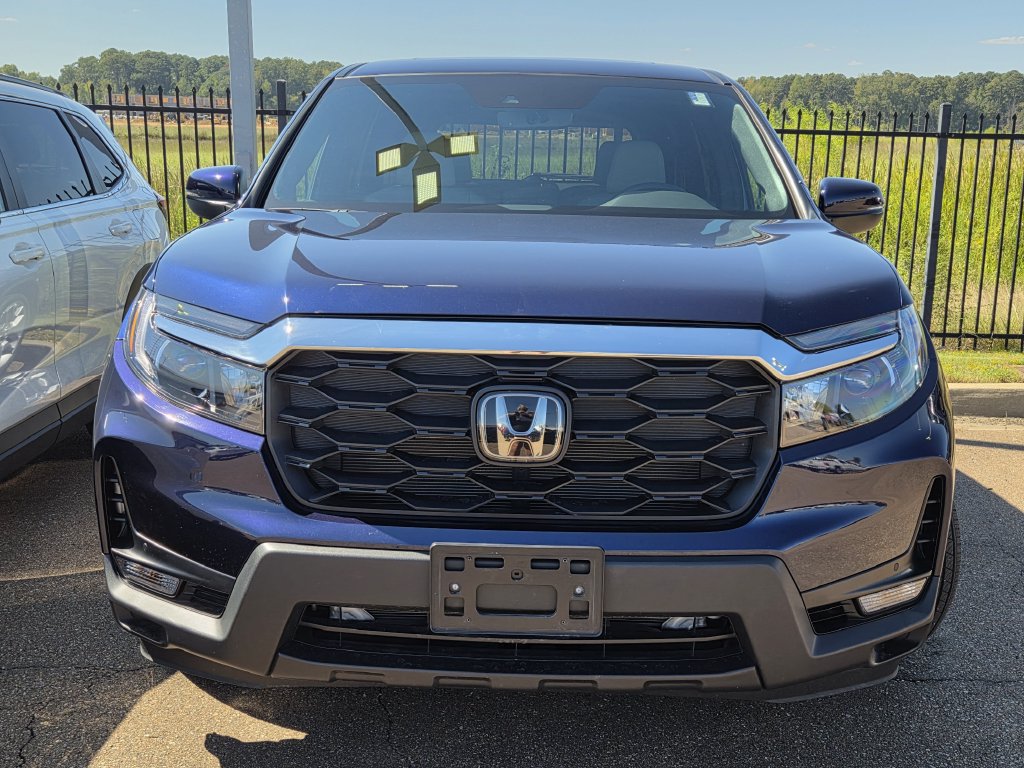 Used 2024 Honda Passport EX-L image 6