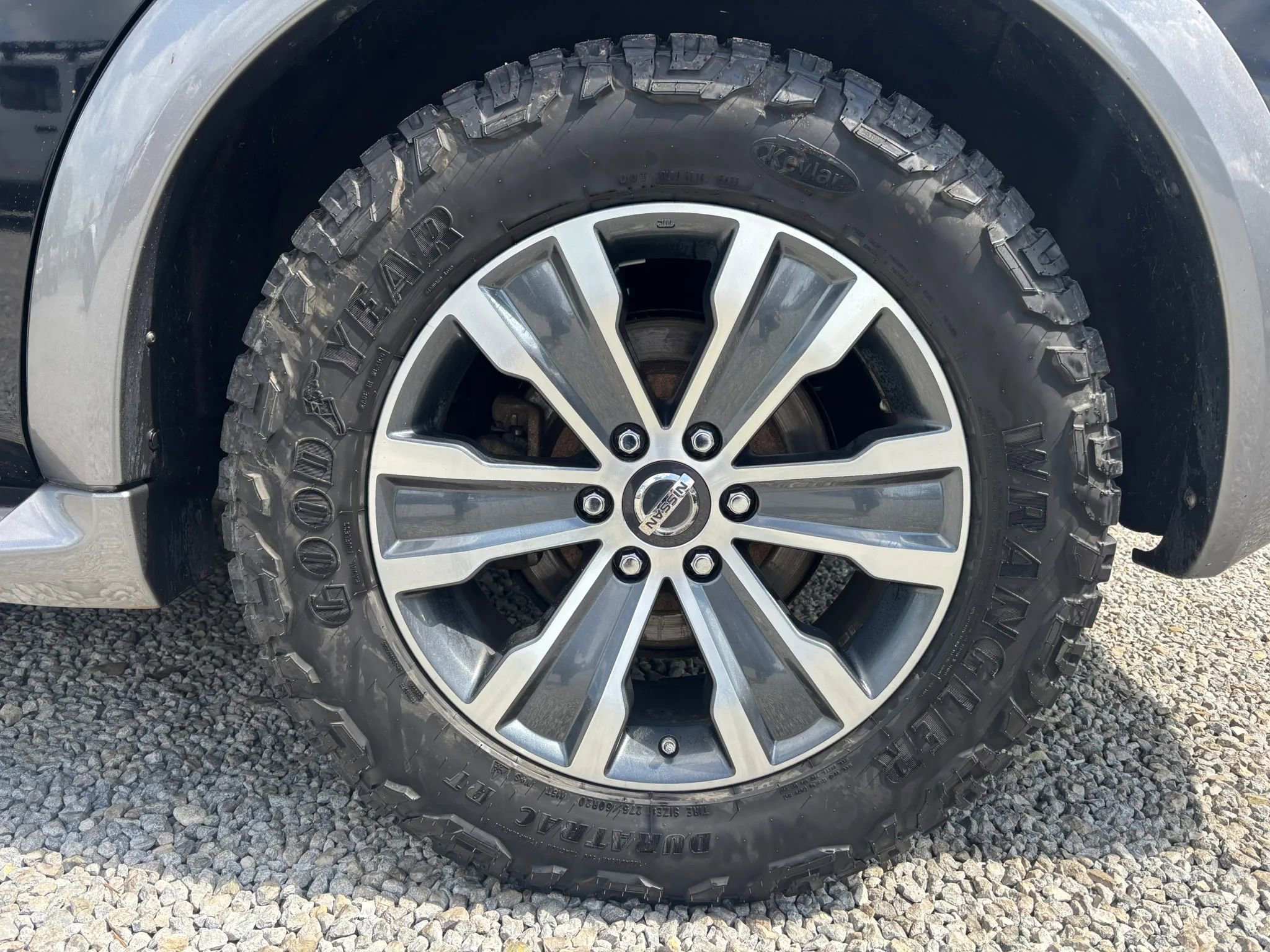 Used 2019 Nissan Armada SL w/ Premium Package AWD/4WD image 2
