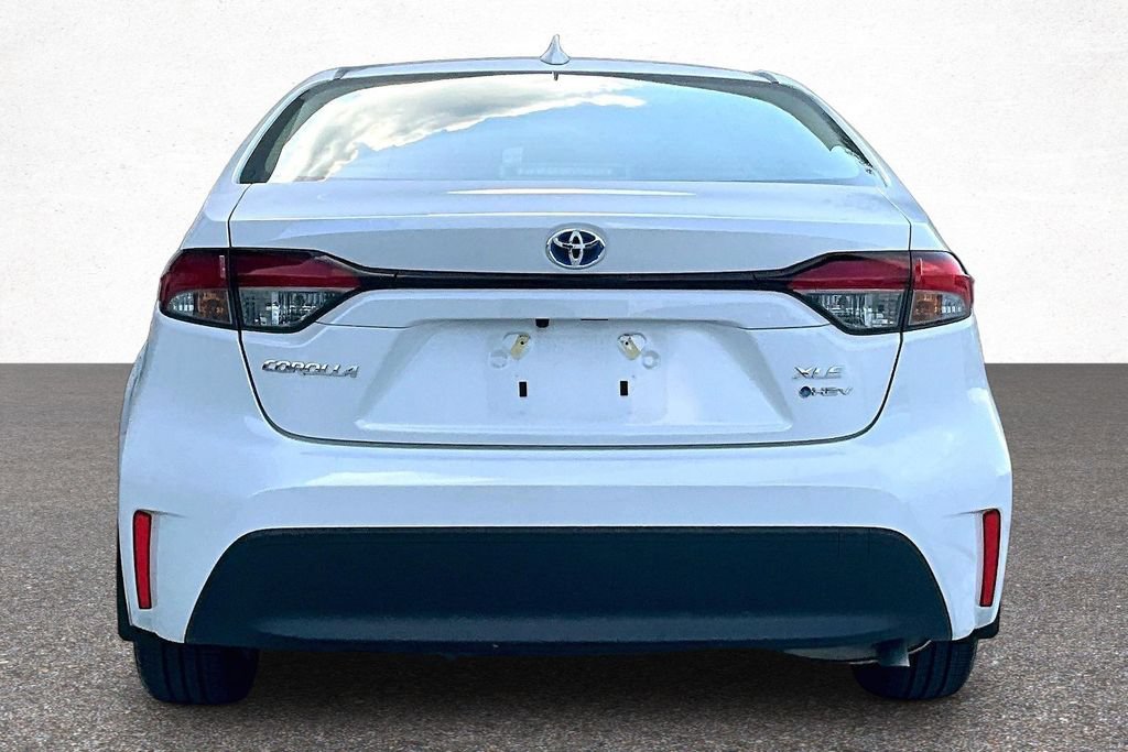 Certified 2025 Toyota Corolla XLE FWD image 8