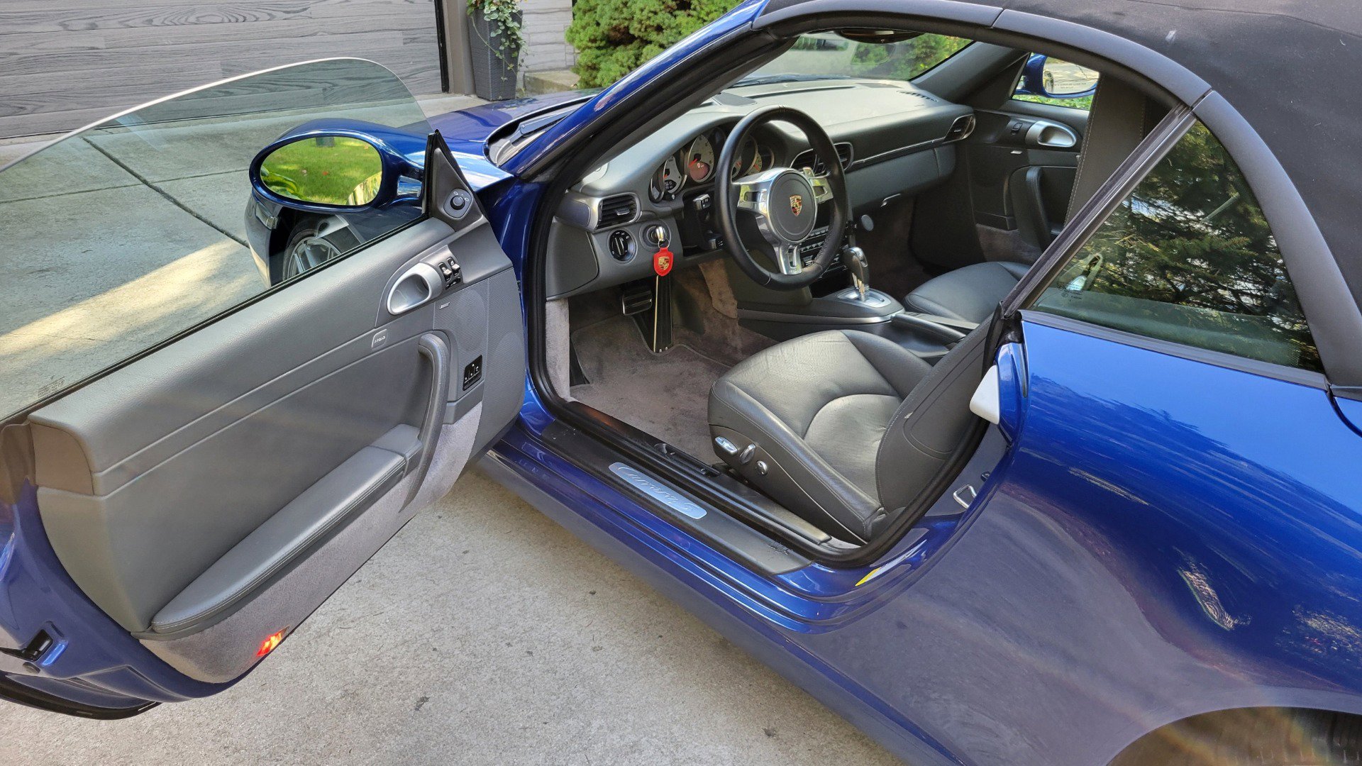 Used 2009 Porsche 911 Carrera S RWD image 5