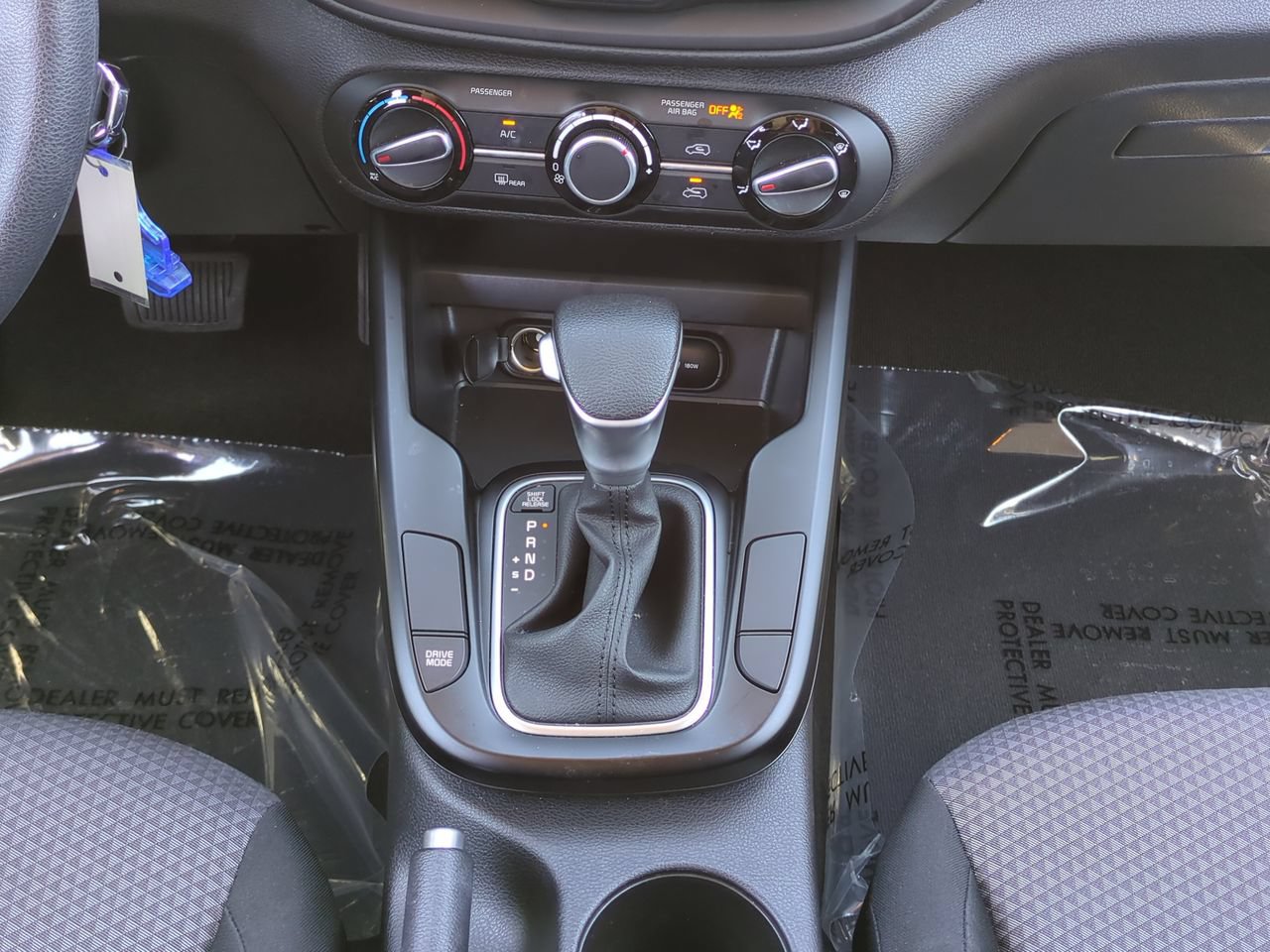 Used 2025 Kia Soul LX w/ LX Technology Package FWD image 19