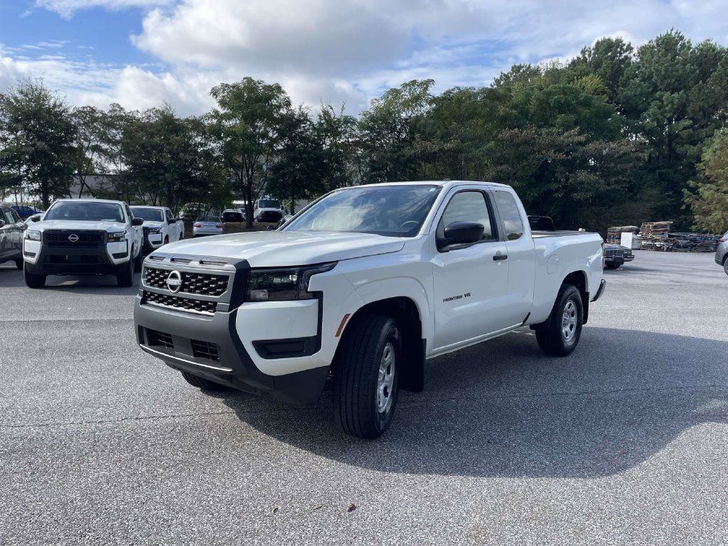 New 2027 Nissan Frontier S RWD image 5